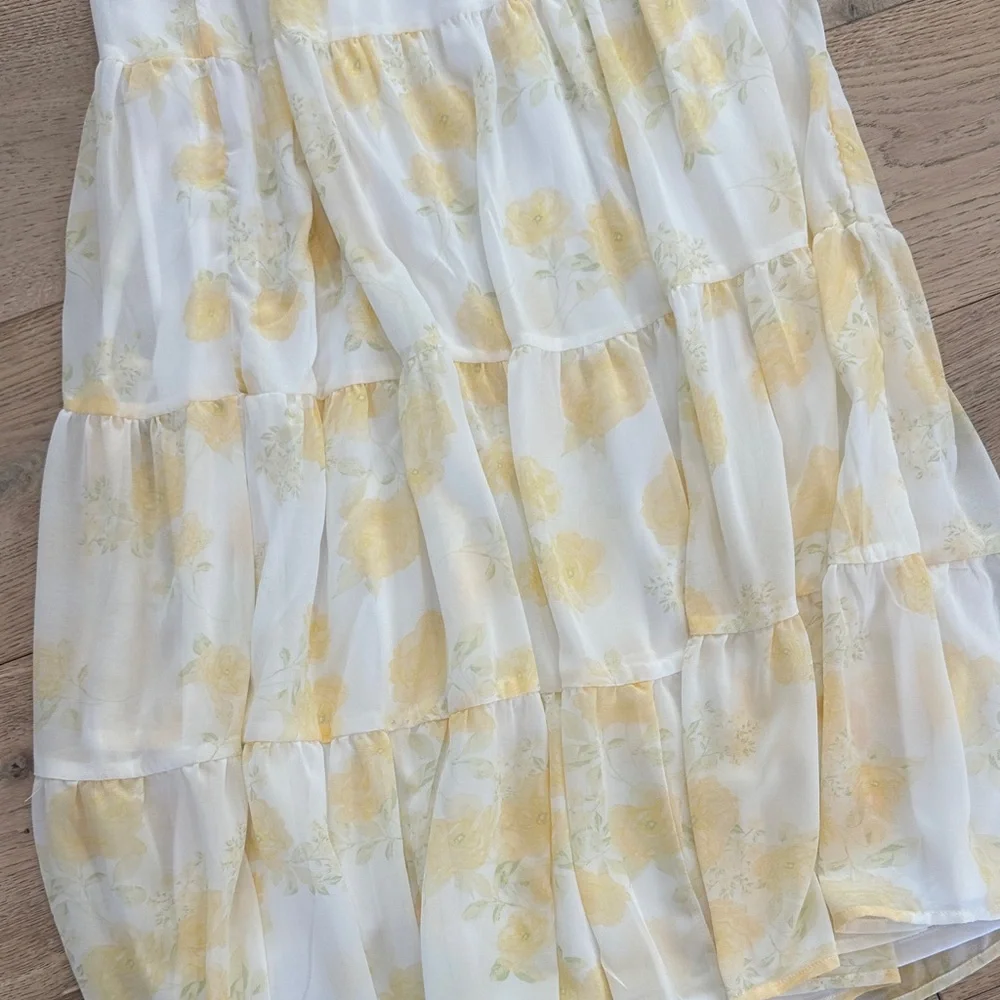 Floral Yellow and White Women's Skirt - Picture 3 of 3